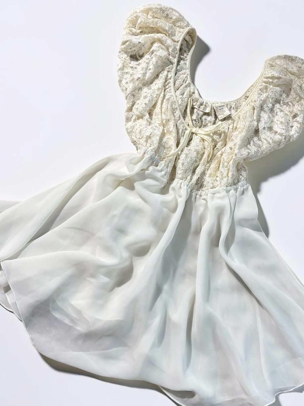 Vintage 1990s Victoria’s Secret Gold Tag White Lace Babydoll Lingerie Milkmaid M